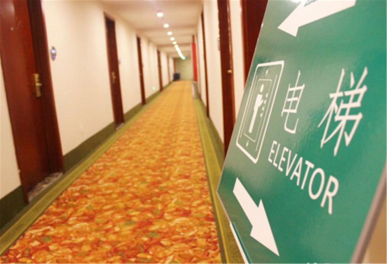 Greentree Inn Shanghai Hongqiao Hub Cao'An Road Huajiang Branch Road Express Hotel Jiading Exterior foto